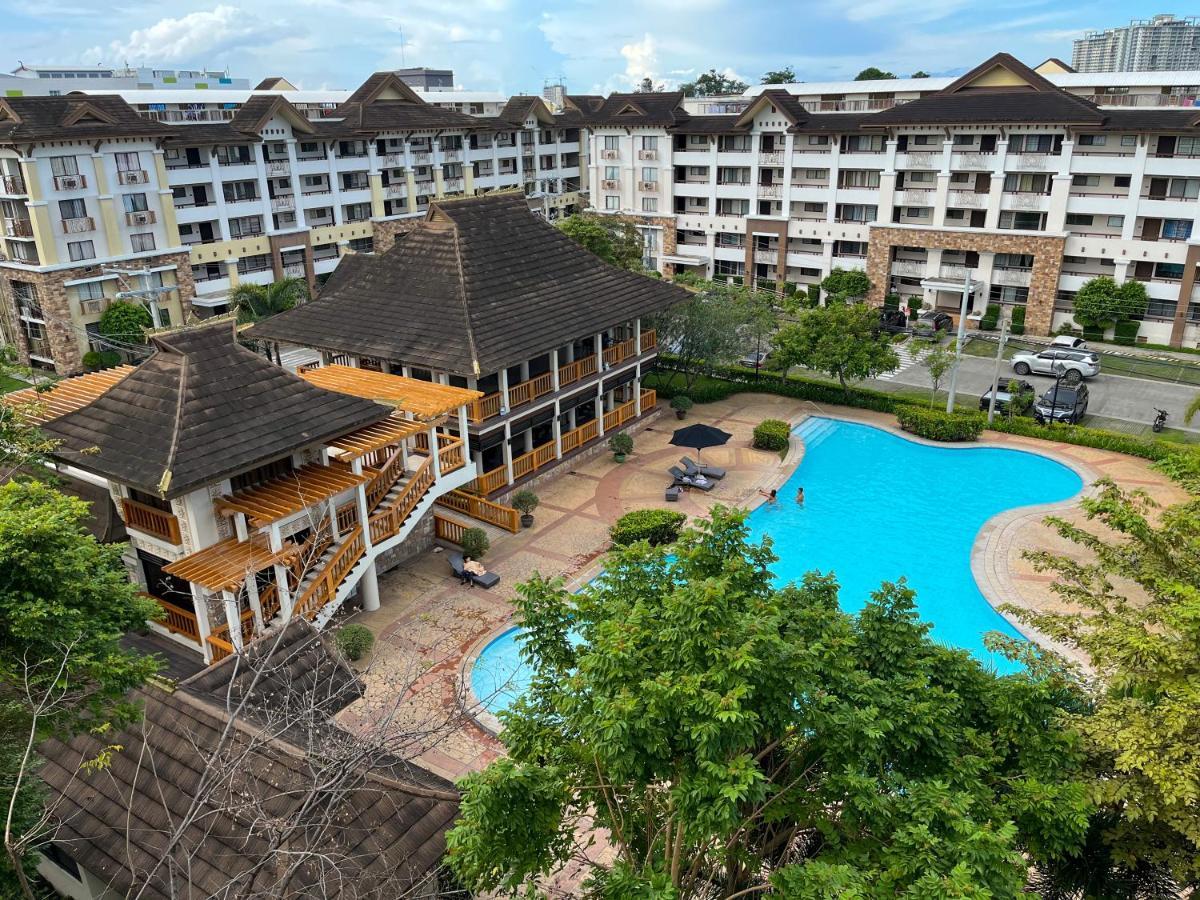 Davao City Modern 2Br Condo Near Sm With Free Parking Pool Wifi And Netflix מראה חיצוני תמונה